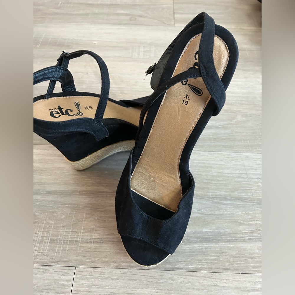 Fashionable Women’s Wedges | Size 10 | Perfect for Any Occasion - Picture 1 of 7